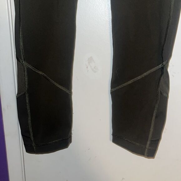 Lululemon Pace Rival Crop *Full-On Luxtreme 22" Dark Olive Size 6 - Picture 4 of 8
